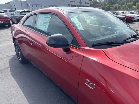 New 2025 Dodge Charger Daytona R/T w/ Quick Order Package 25M R/T image 5