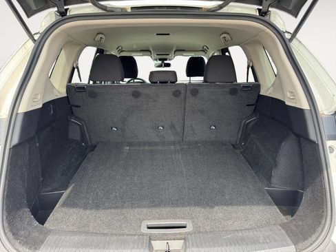 Used 2021 Nissan Rogue S FWD image 5