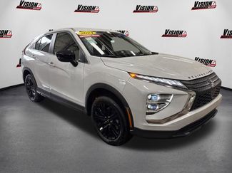Used 2024 Mitsubishi Eclipse Cross LE AWD/4WD video 3