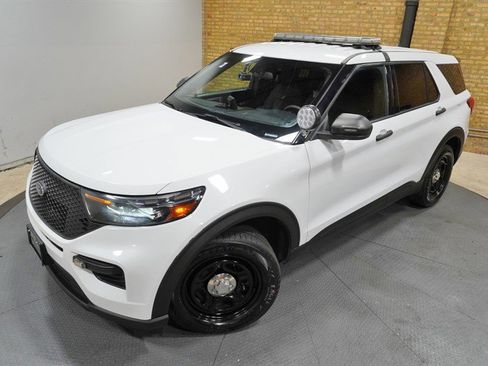 Used 2021 Ford Explorer 4WD Police Interceptor w/ Ultimate Wiring Package image 2