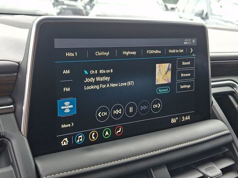 Used 2021 Chevrolet Tahoe Premier AWD/4WD image 18