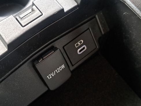 Certified 2023 Toyota Corolla LE image 23