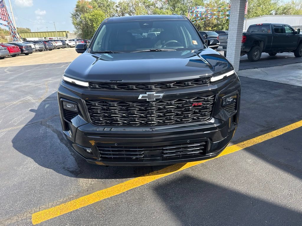 Used 2026 Chevrolet Traverse RS w/ LPO, Floor Liner Package AWD/4WD image 10