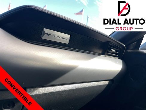 Used 2022 Ford Mustang Premium image 18