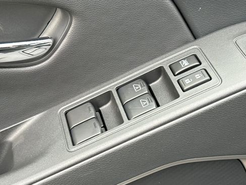 New 2026 Nissan Frontier SV image 13