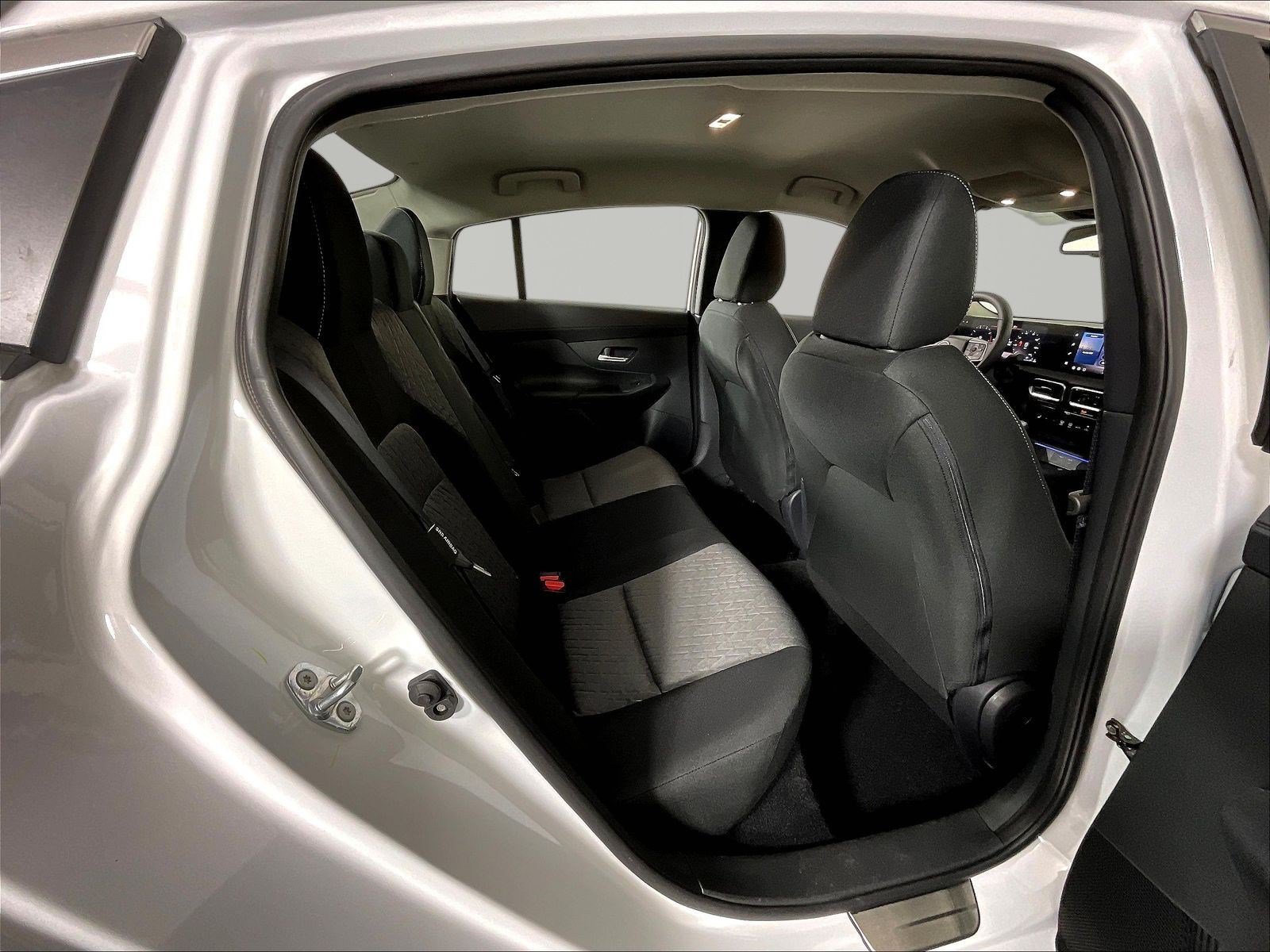Certified 2026 Nissan Sentra SV w/ SV Convenience Package FWD image 25