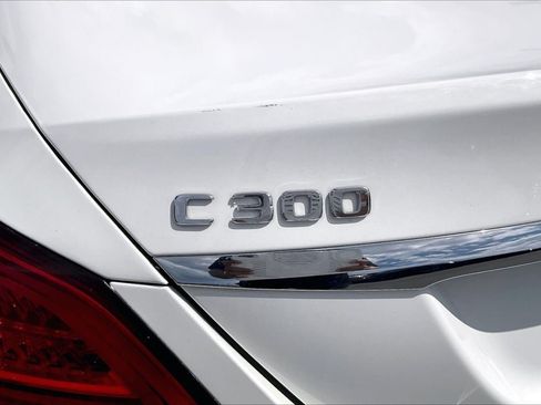 Used 2019 Mercedes-Benz C 300 Sedan w/ AMG Line image 5