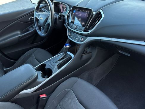 Used 2019 Chevrolet Volt LT w/ Comfort Package FWD image 16