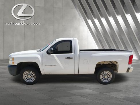Used 2013 Chevrolet Silverado 1500 W/T RWD image 1