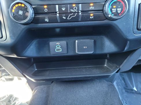 Used 2024 Ford F250 XLT image 25