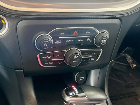Used 2022 Dodge Charger Scat Pack w/ Dynamics Package image 16