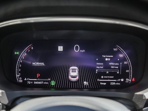 Used 2023 Acura MDX SH-AWD w/ Technology Package image 29