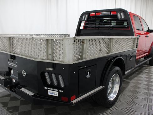 Used 2020 RAM 5500 Tradesman w/ Chrome Appearance Group AWD/4WD image 28