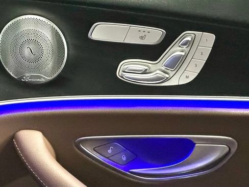 Certified 2017 Mercedes-Benz E 300 4MATIC image 35
