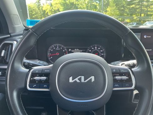 Used 2022 Kia Sorento S image 15