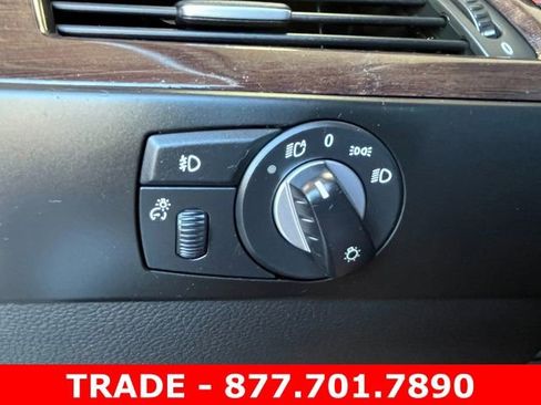 Used 2010 BMW 535i xDrive Wagon AWD/4WD image 15