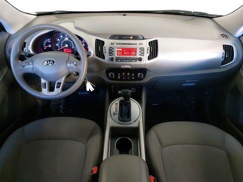 Used 2016 Kia Sportage LX image 9