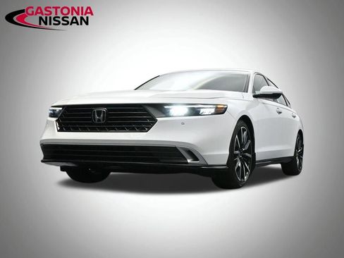 Used 2024 Honda Accord Touring image 33