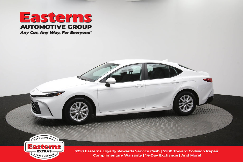 Used 2025 Toyota Camry LE FWD image 57