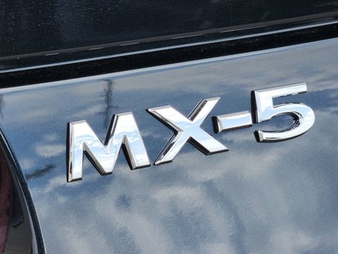 New 2026 MAZDA MX-5 Miata Club RWD image 11