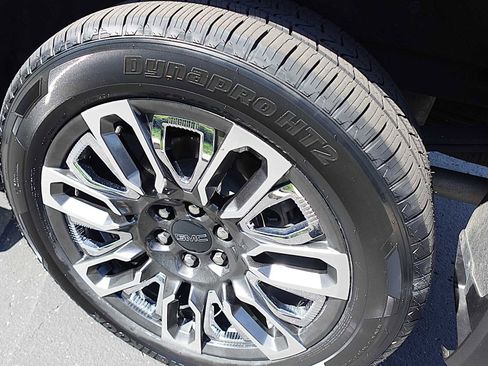 Used 2024 GMC Sierra 1500 Denali Ultimate AWD/4WD image 31