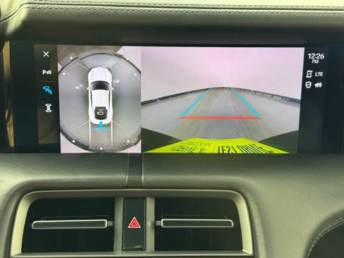 Used 2020 Porsche Taycan image 34