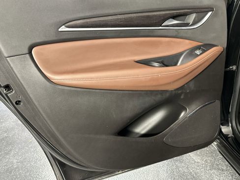 Used 2019 Buick Enclave Avenir w/ Avenir Technology Package image 34