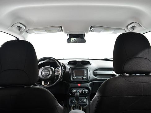 Used 2017 Jeep Renegade Latitude AWD/4WD image 17