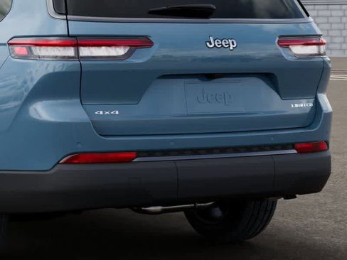 New 2026 Jeep Grand Cherokee L Limited image 13