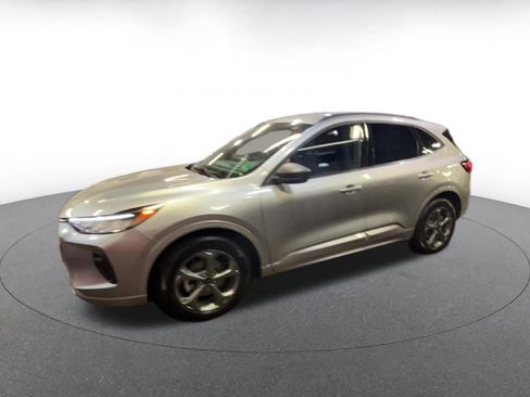 Used 2024 Ford Escape ST-Line image 8