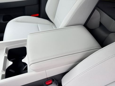 New 2026 Hyundai Santa Fe SE FWD image 14