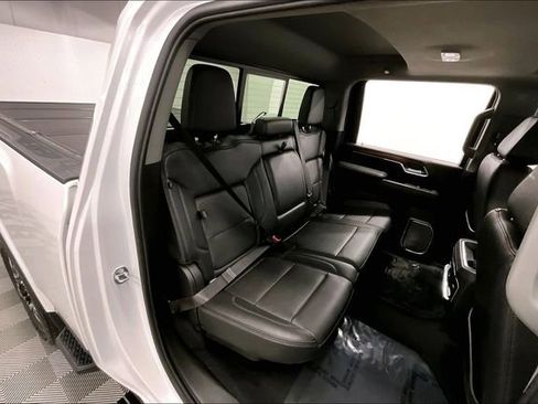 Used 2024 GMC Sierra 3500 Denali w/ Denali Reserve Package AWD/4WD image 26