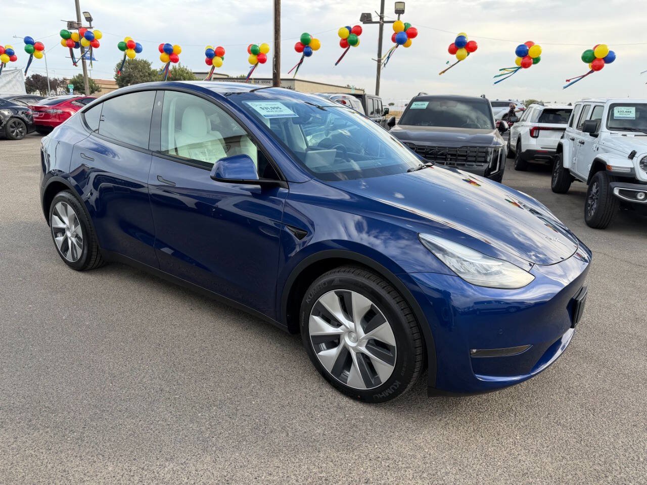 Used 2021 Tesla Model Y Long Range AWD/4WD image 5