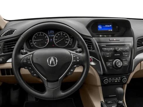 Used 2017 Acura ILX image 7