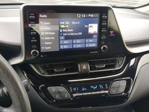 Certified 2021 Toyota C-HR LE image 11