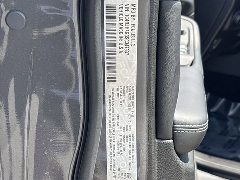 New 2025 Jeep Grand Cherokee Laredo X w/ Luxury Tech Group I image 33