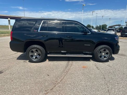 Used 2016 Chevrolet Tahoe LT AWD/4WD image 3