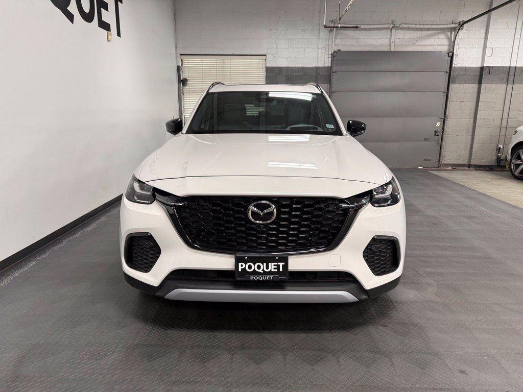 Used 2025 MAZDA CX-70 Plug-In Hybrid w/ Premium Plus AWD/4WD image 3