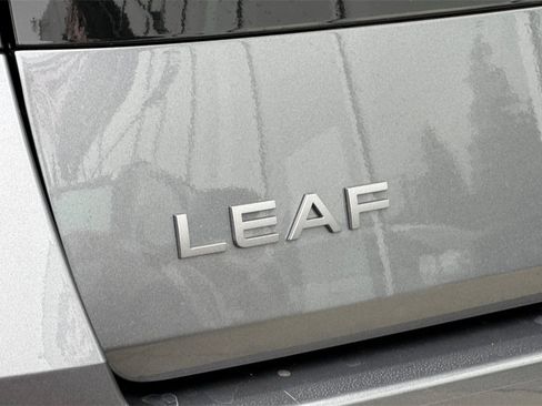 New 2026 Nissan Leaf image 6