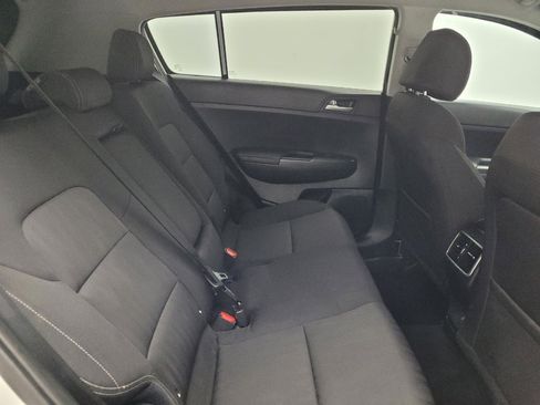 Used 2020 Kia Sportage LX AWD/4WD image 19