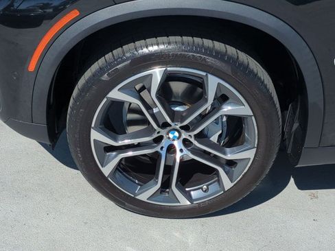 Used 2024 BMW X5 sDrive40i w/ Premium Package RWD image 26