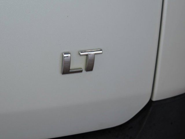 Used 2021 Chevrolet Traverse LT FWD image 21