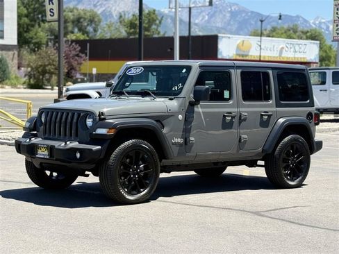 Used 2020 Jeep Wrangler Unlimited Sport S AWD/4WD image 3