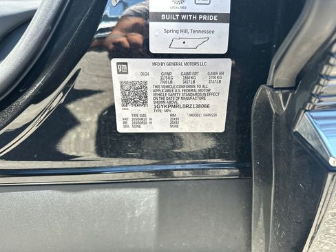 Certified 2024 Cadillac Lyriq Tech w/ Driver Assist Package AWD/4WD image 32