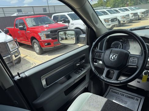 Used 2019 RAM 1500 Big Horn RWD image 19