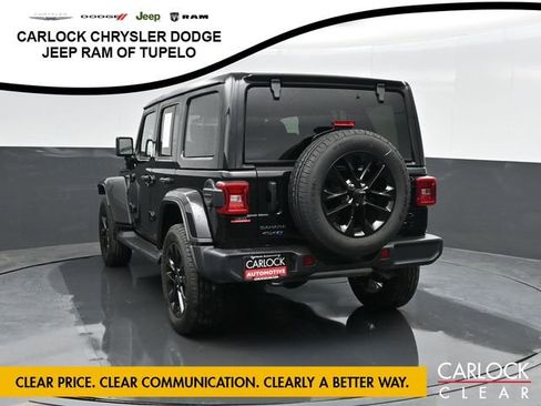Used 2025 Jeep Wrangler Sahara AWD/4WD image 9