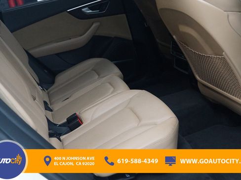 Used 2019 Audi Q8 Prestige w/ Luxury Package AWD/4WD image 13