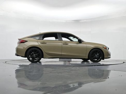 Used 2025 Honda Civic Sport image 37
