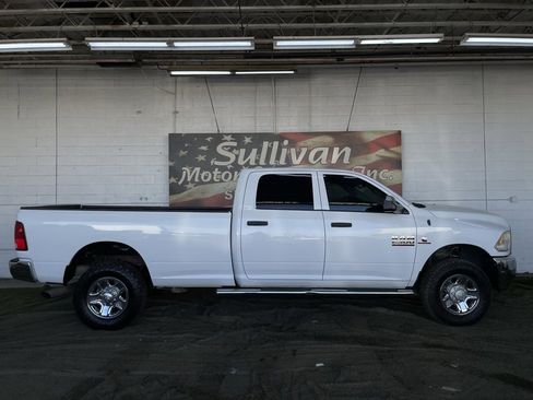 Used 2016 RAM 2500 Tradesman w/ Chrome Appearance Group image 5