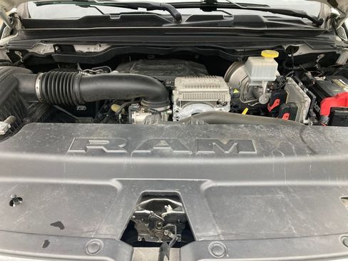 Used 2019 RAM 1500 Big Horn image 21